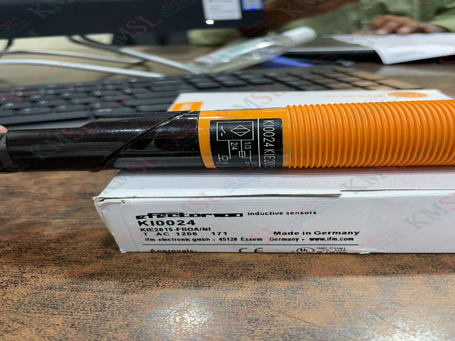 IFM Capacitive Sensor, KI0024 IFM