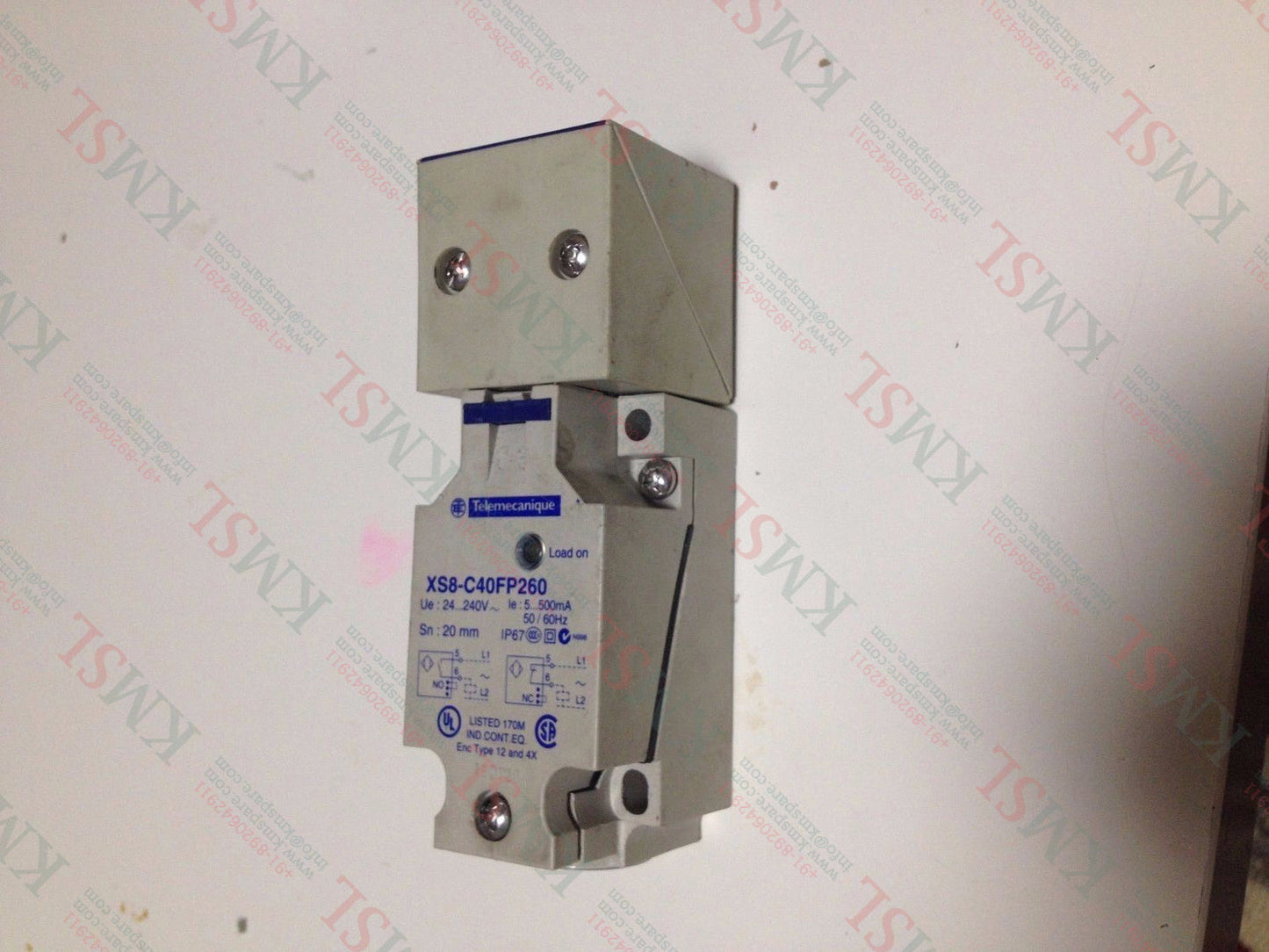 Telemecanique Proximity Sensor, XS8-S17PA140C Telemecanique