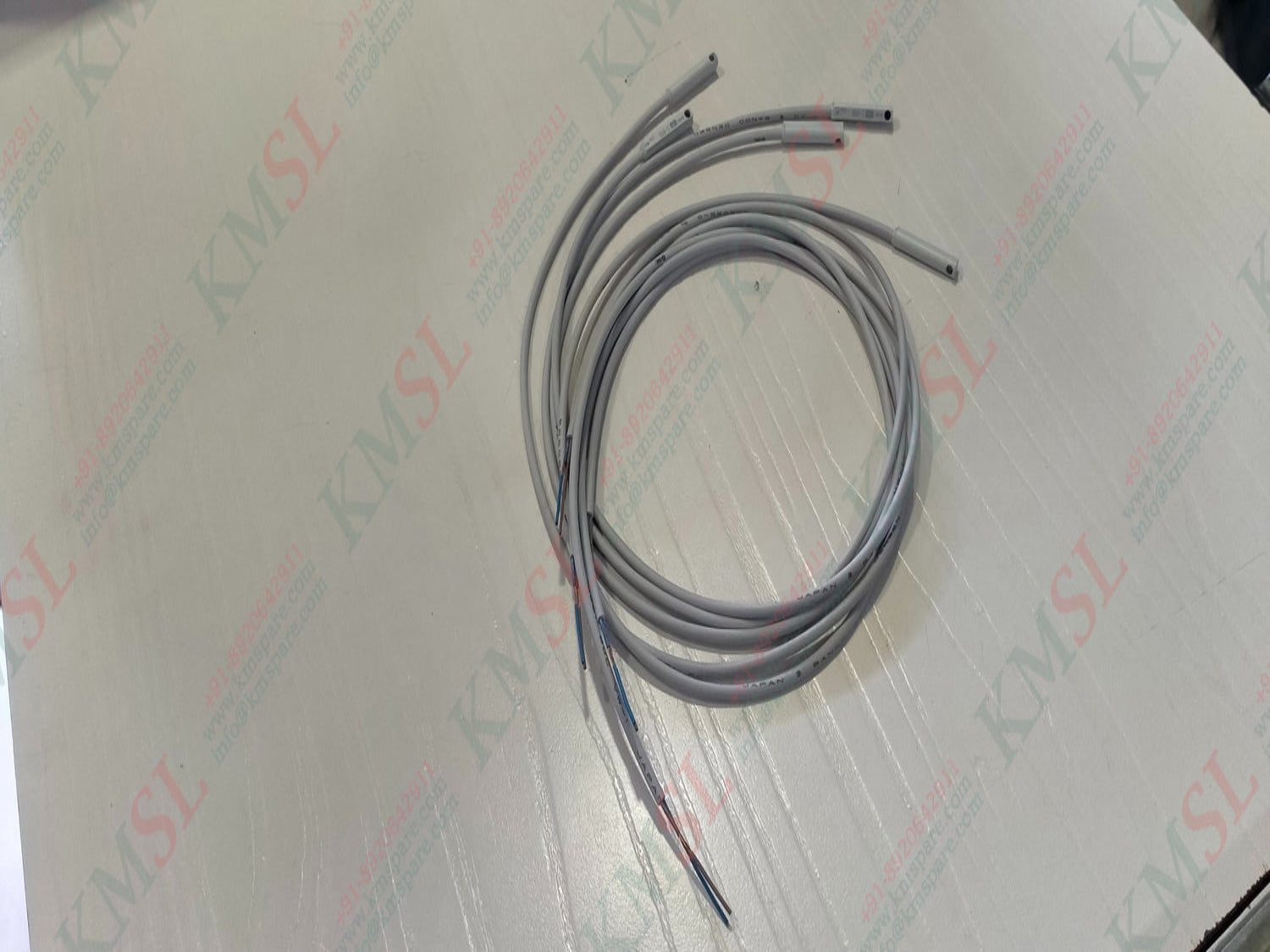 AL-21 Alif, Alif Tech Reed Switch