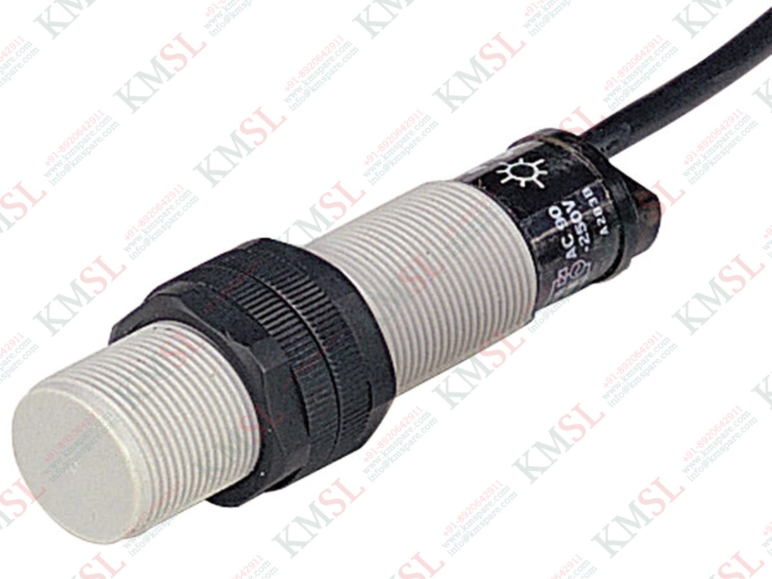 CR18-8DN Autonics Capacitive Proximity Sensor | Precise Object Detection | KMSPARE