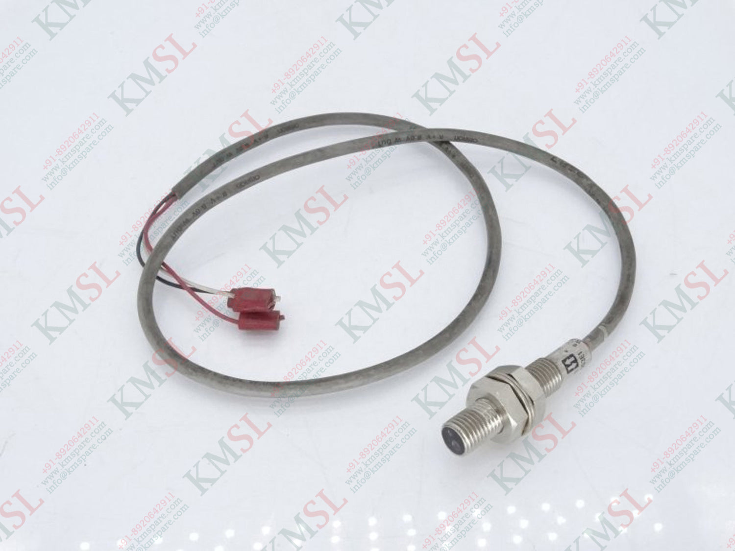 E3HT-DS3E1 Omron Photoelectric Sensor | Original & New | KMSPARE