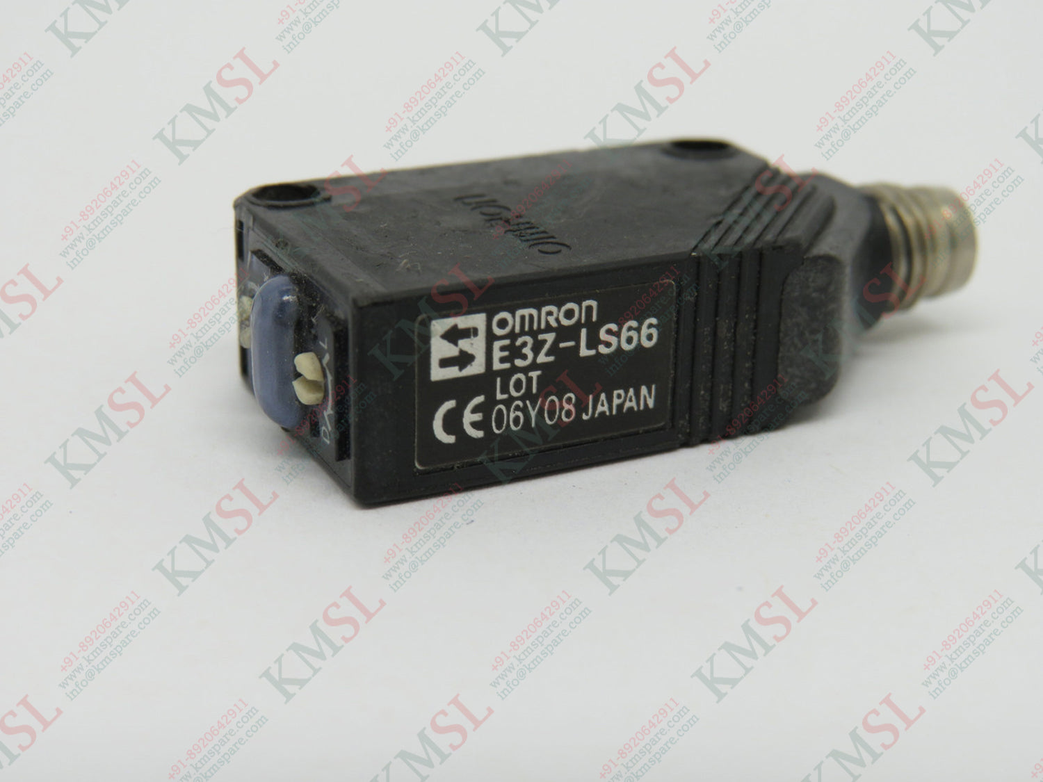 E3Z-LS66 Omron Photoelectric Sensor | KMSPARE LINK PVT LTD