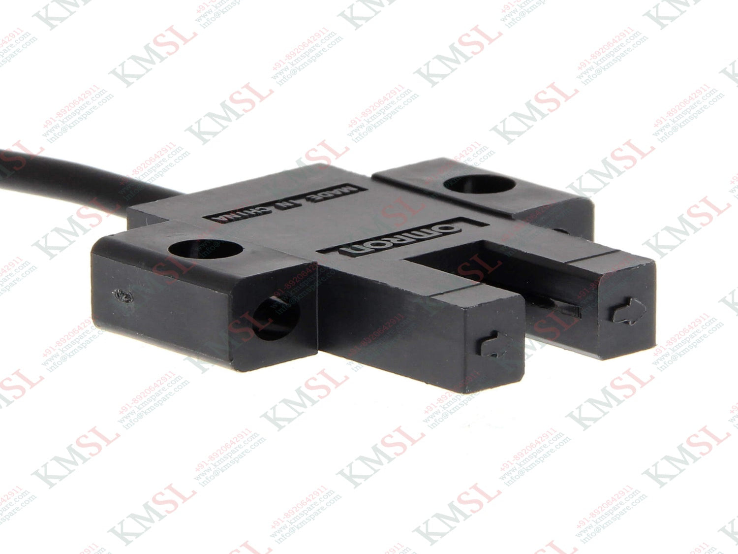 EE-SX670-WR Omron Photoelectric Sensor | Reliable Detection – KMSPARE