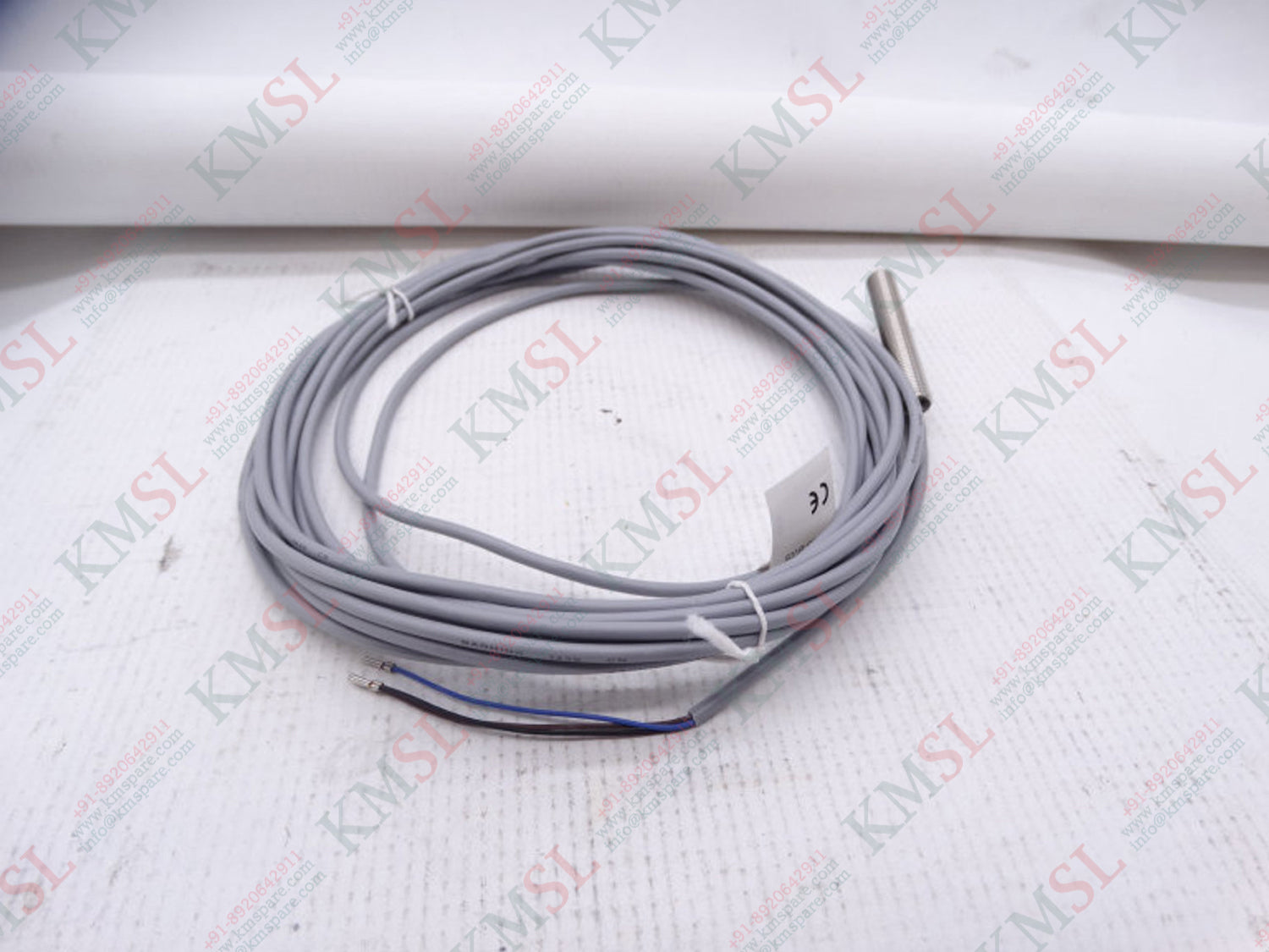 Balluff Inductive Sensor, M08MI-PSC20B-BV05 Balluff