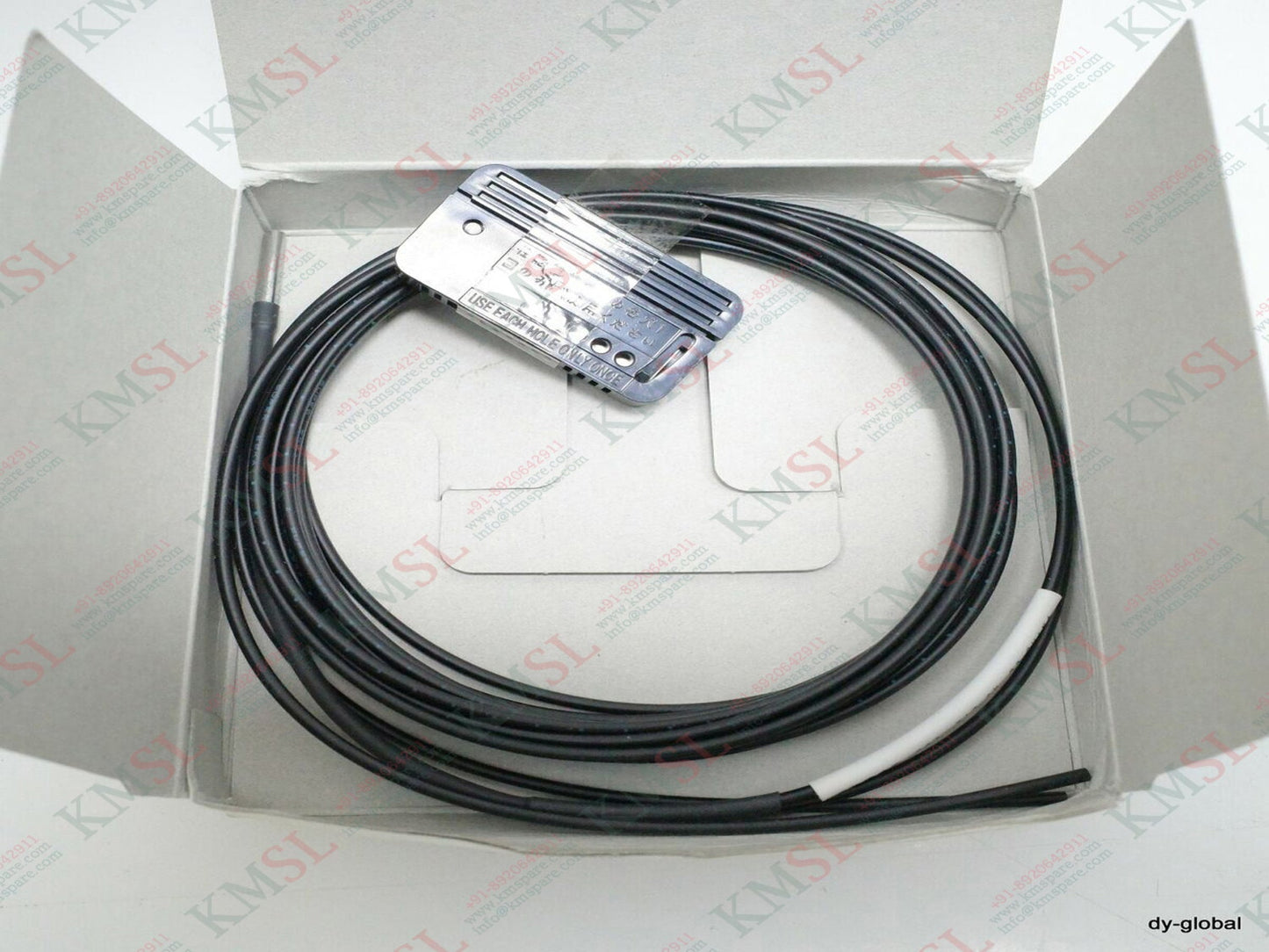 Omron E32-D12 Fiber Optic Sensor | High-Precision | KMSPARE
