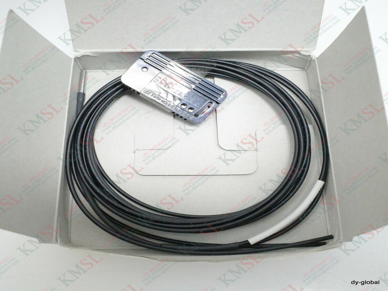 Omron E32-D12 Fiber Optic Sensor | High-Precision | KMSPARE