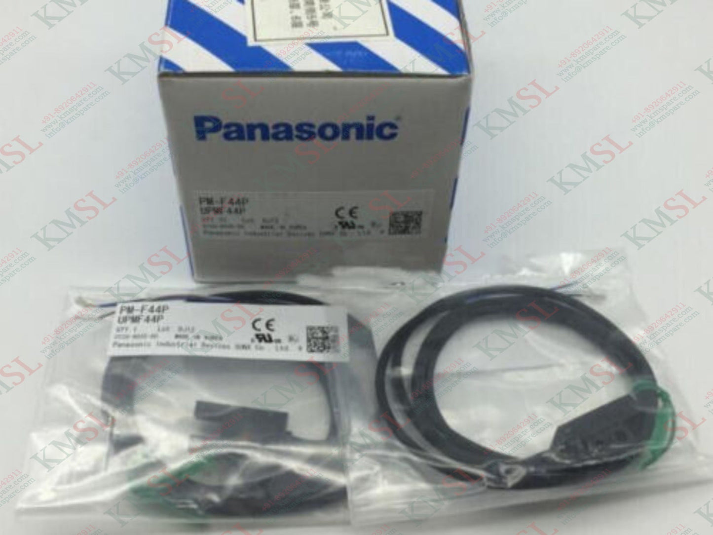 Panasonic PM-F44-P Photoelectric Sensor | Ultra-Compact Optical Sensor