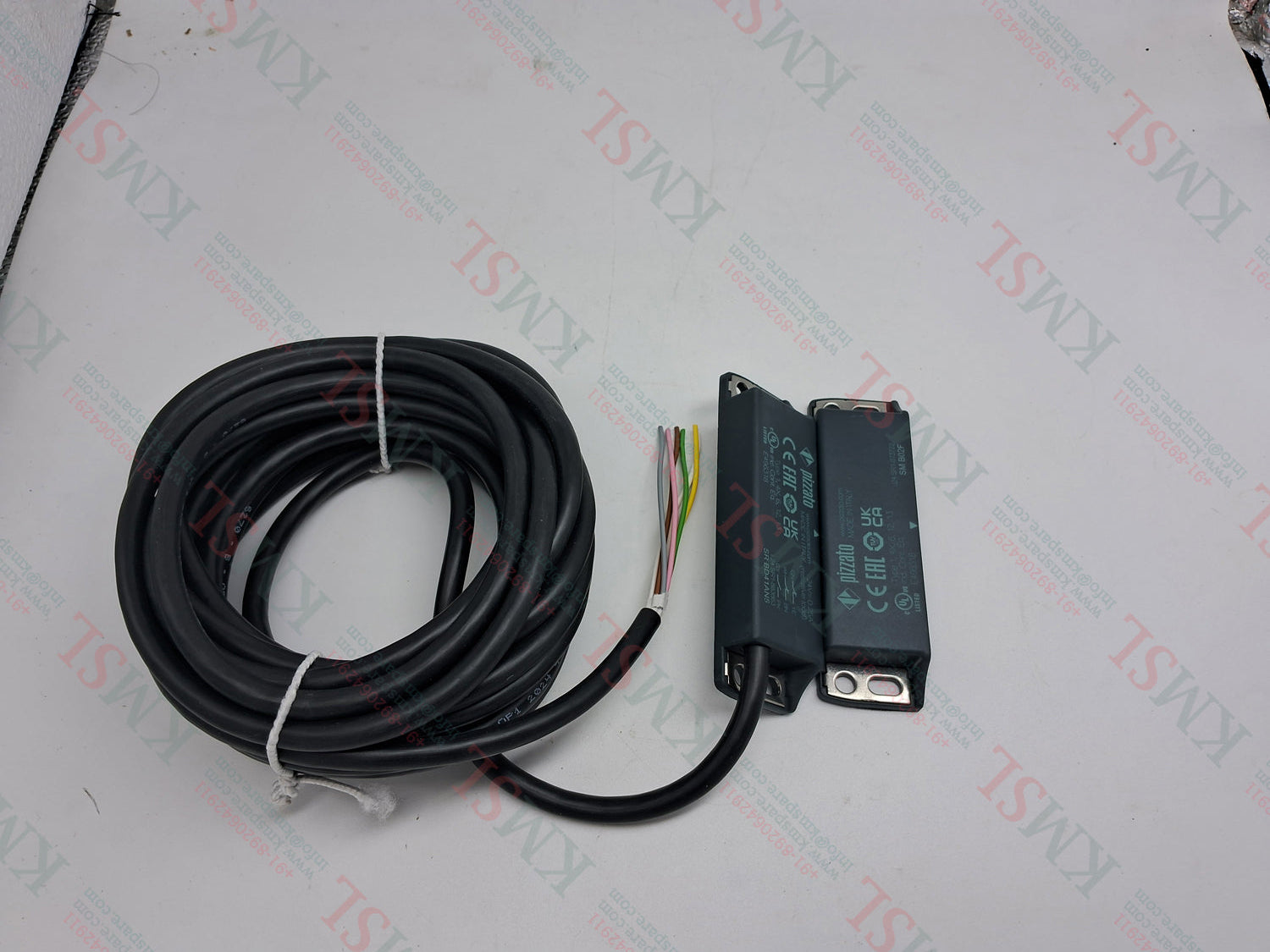 SM-B02F Pizzato Magnetic Actuator | Industrial Automation – KMSPARE