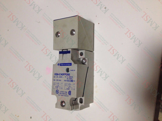 Telemecanique Proximity Sensor, XS8-S17PA140C Telemecanique